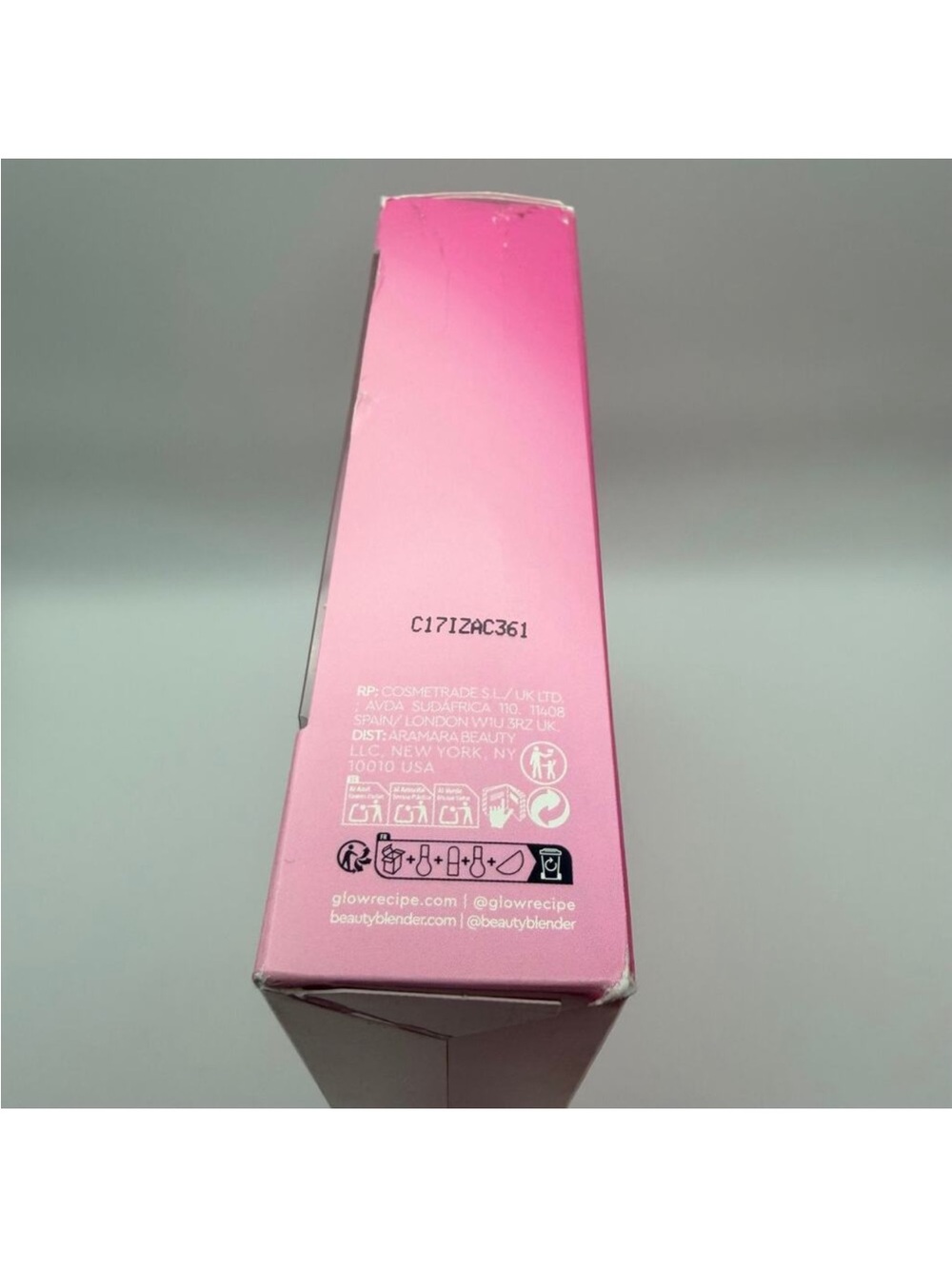 Glow Recipe x beautyblender
Watermelon Glow Gift Set NIB - Picture 2 of 4